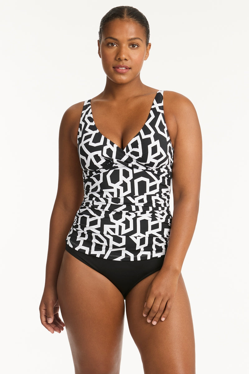 Deco Cross Front Singlet - Deco - Sea Level Australia 