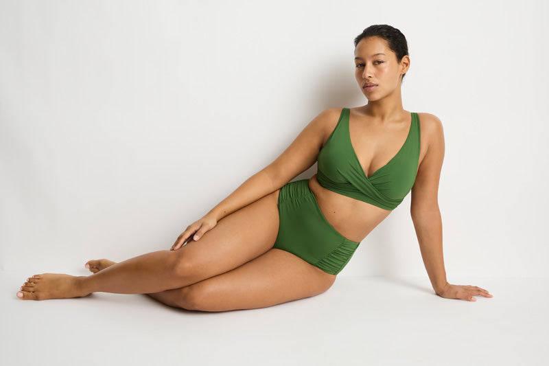 Essentials Edit Cross Front Multifit Bra