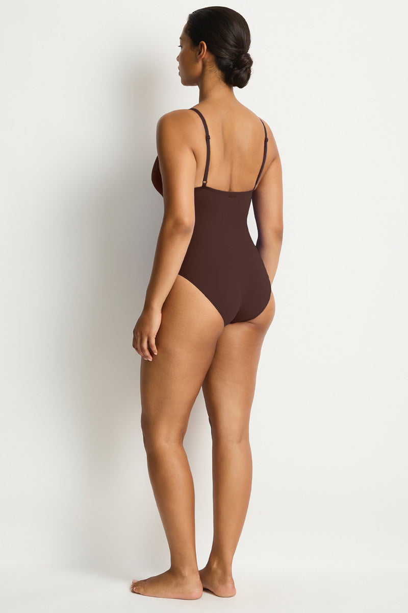 Mythos Tri One Piece